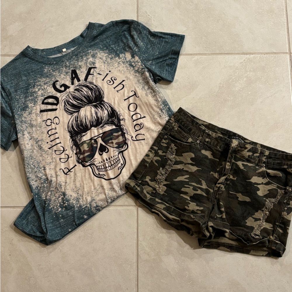 Graphic Tee and Camo Shorts Set